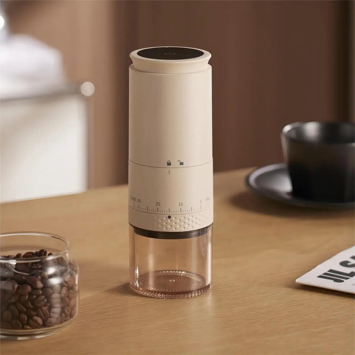 Elektrisk kaffekværn med justerbar kværn og USB-genopladeligt design