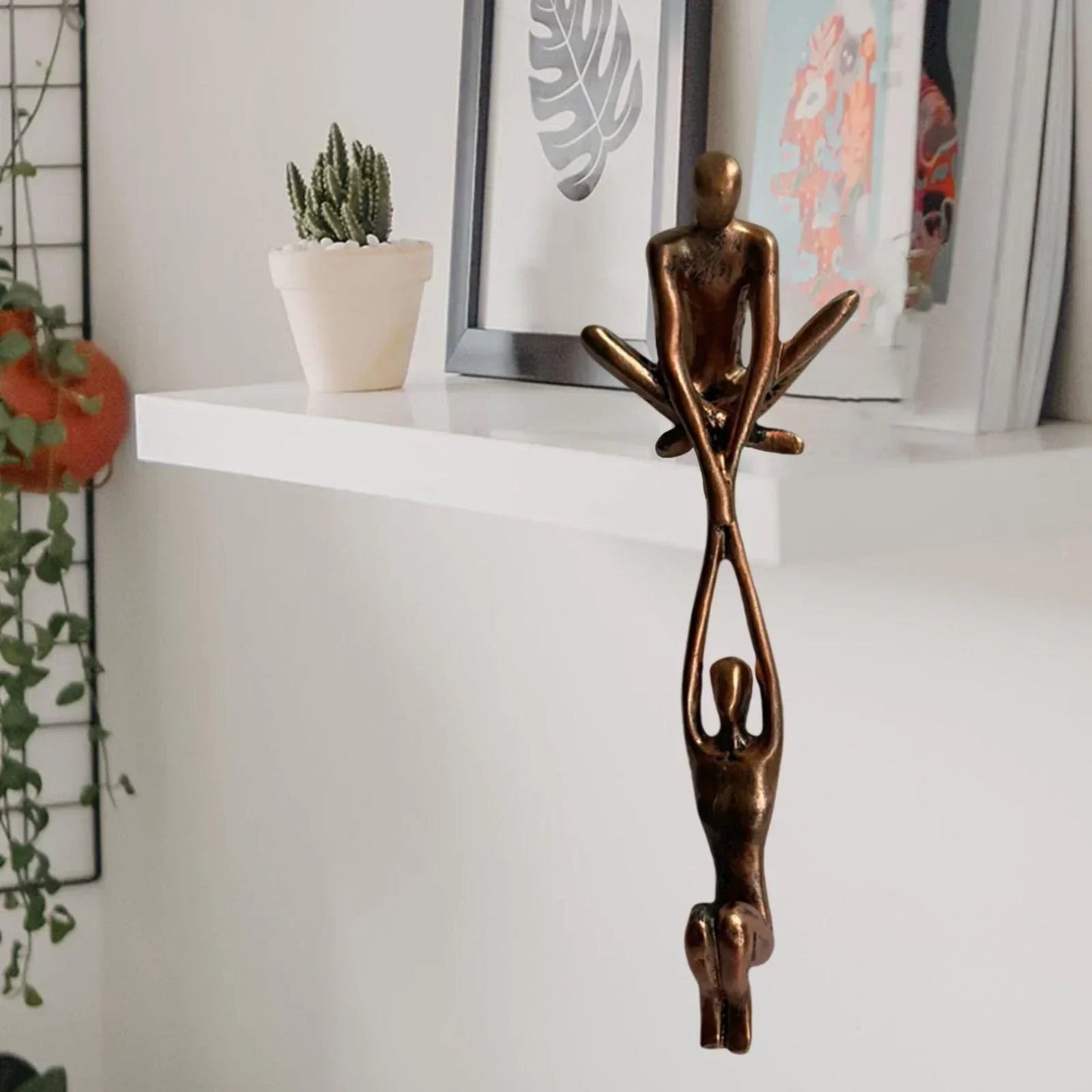 Eternal Love Skulptur – Elegant Parfigur til Boligindretning