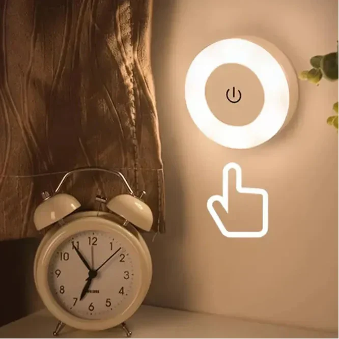 LED Touch Natlampe med Dæmpning og Varmt eller Hvidt Lys
