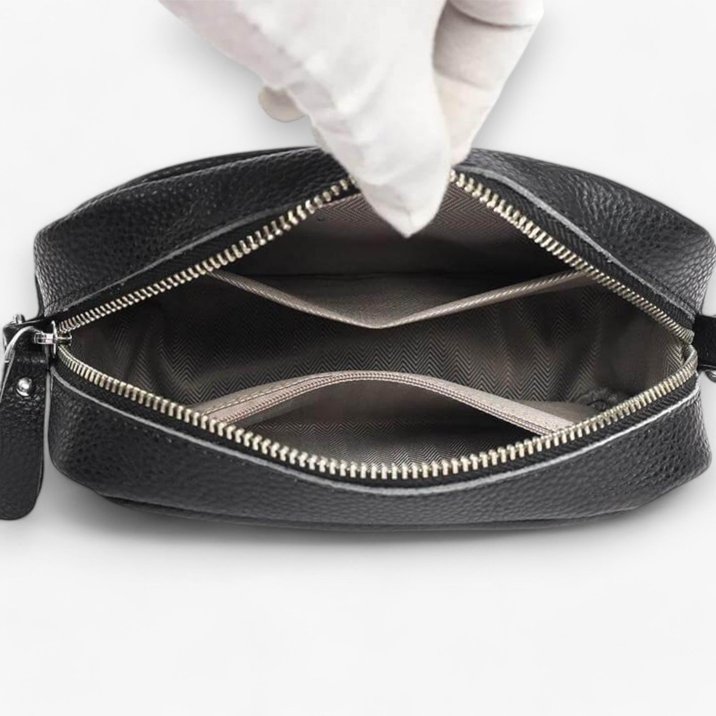 Elegant crossbody taske i læder til kvinder med kompakt design