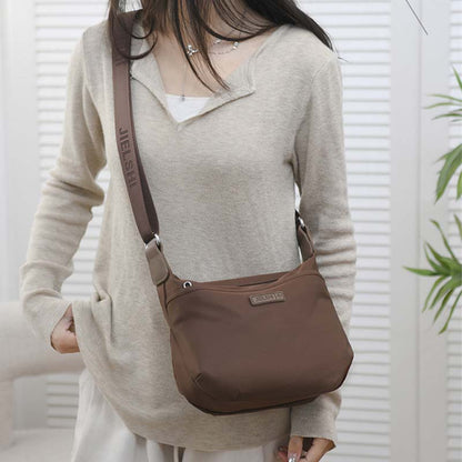 Joanna tyverisikret vandafvisende skuldertaske til kvinder med crossbody design