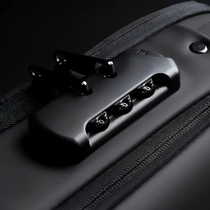 AeroShield vandtæt tyverisikker crossbody taske med USB-opladningsport