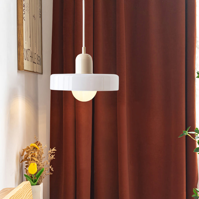 Bauhaus Pendellampe i Farvet Glas med Moderne Design