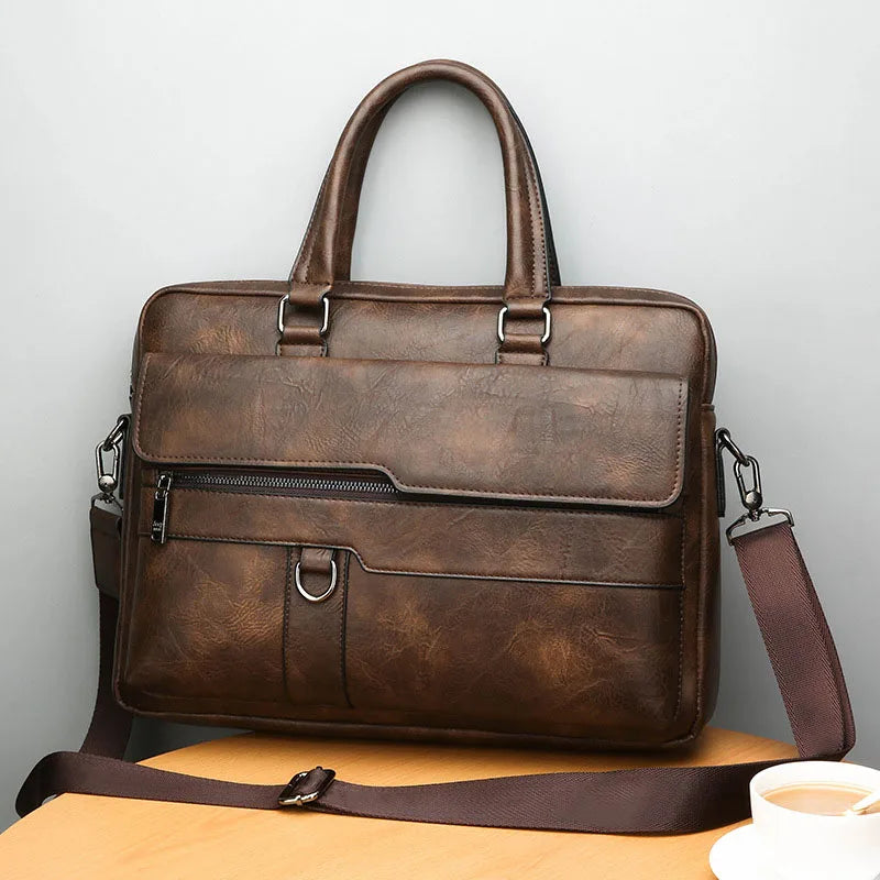 Benedicto skuldertaske i ægte læder med klassisk crossbody design til hverdagsbrug