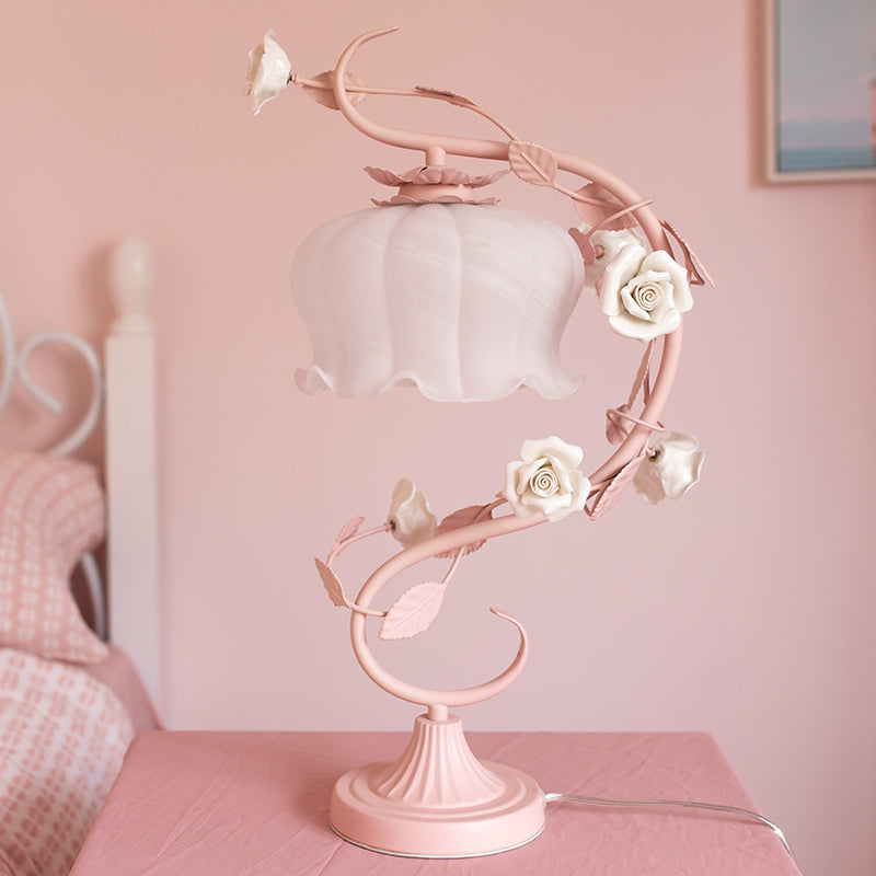 BlossomGlow Rosenlampe Elegant Bordlampe med Stemningslys