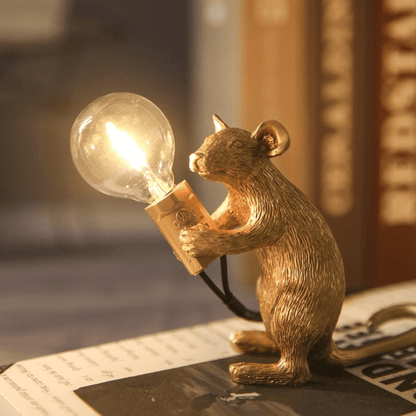 Doctor Mousey designer muse-lampe med LED til bord og hylde
