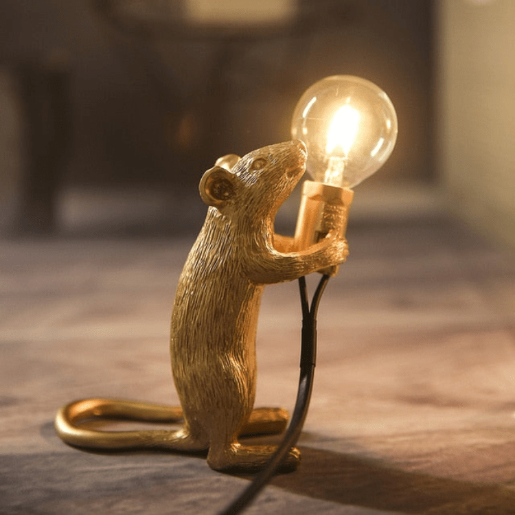 Doctor Mousey designer muse-lampe med LED til bord og hylde