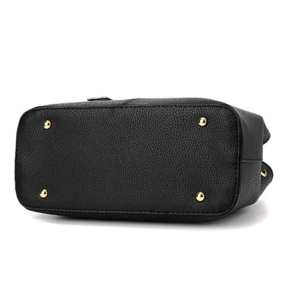 Emily Crossbody Taske i PU-Læder med Elegant Kædedetalje