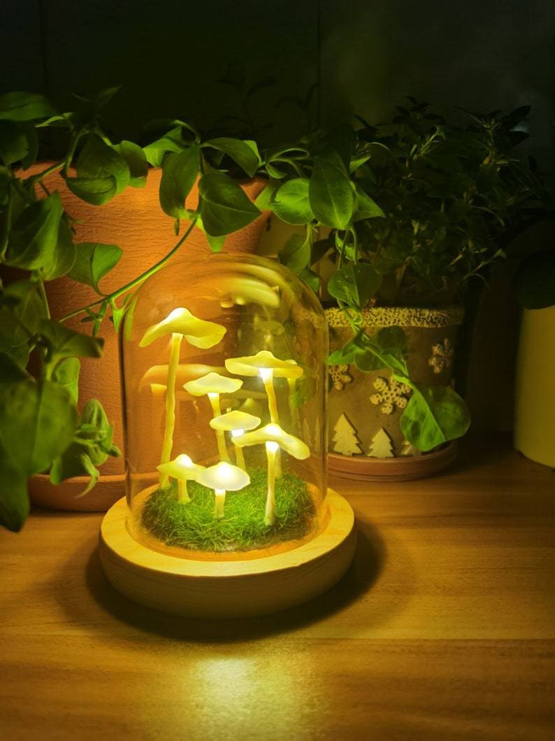 DIY Svampelampe i Glas med LED-Lys og Træbund