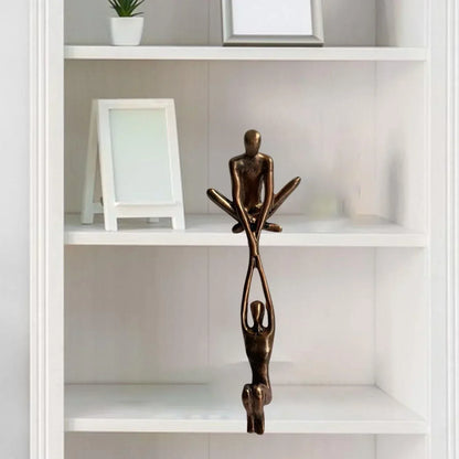 Eternal Love Skulptur – Elegant Parfigur til Boligindretning