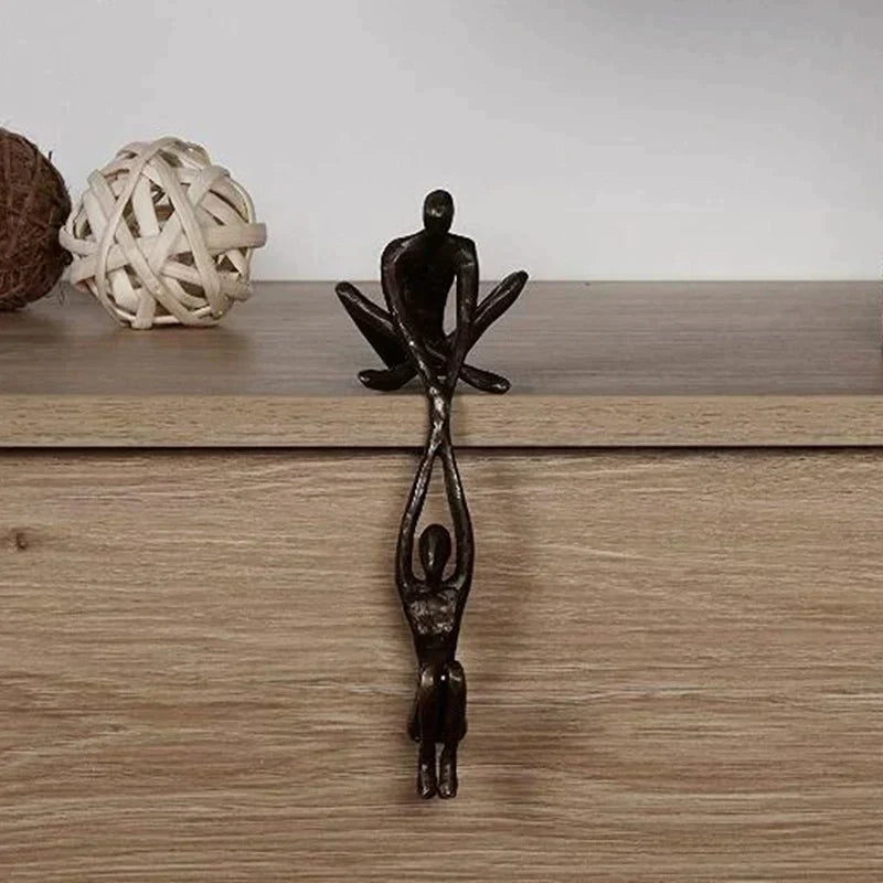 Eternal Love Skulptur – Elegant Parfigur til Boligindretning