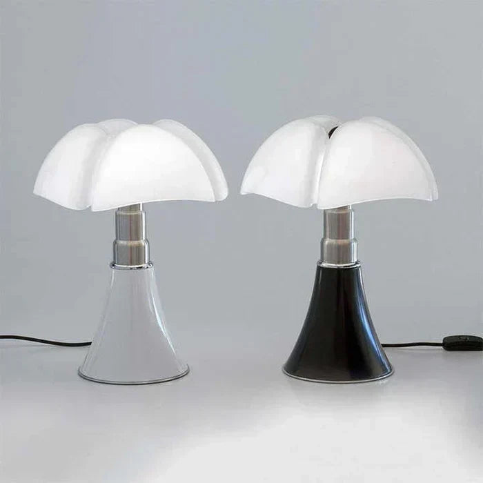 FloraLuxe Blomstret Bordlampe med Justerbar LED-Belysning