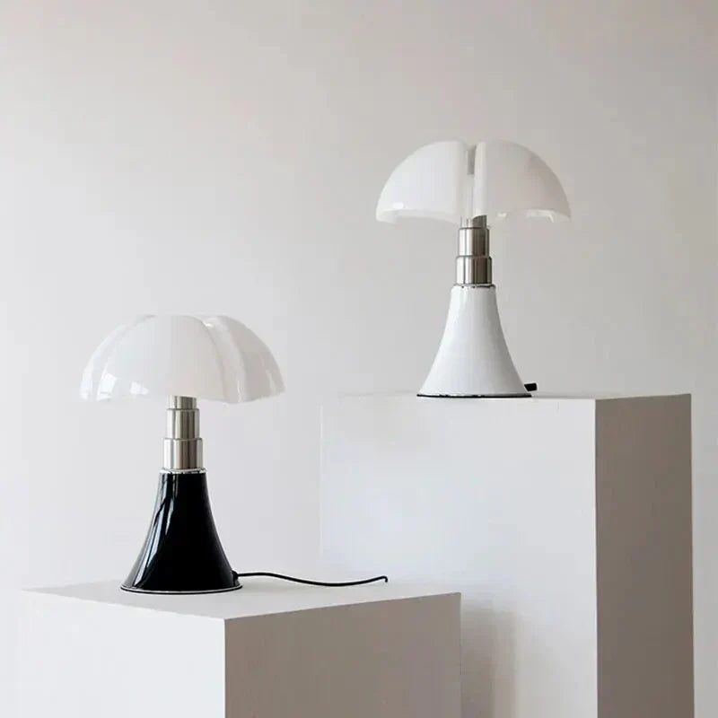 FloraLuxe Blomstret Bordlampe med Justerbar LED-Belysning