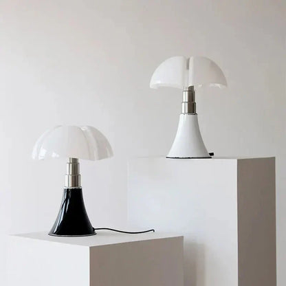 FloraLuxe Blomstret Bordlampe med Justerbar LED-Belysning