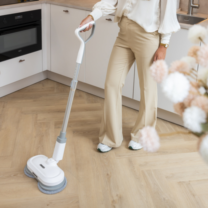 GlidePro ledningsfri elektrisk moppe med sprayfunktion og genanvendelige moppepuder