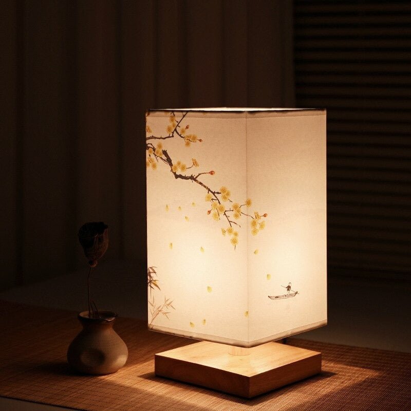 Kyomi Japandi Bordlampe i Træ med Minimalistisk Stemningsbelysning