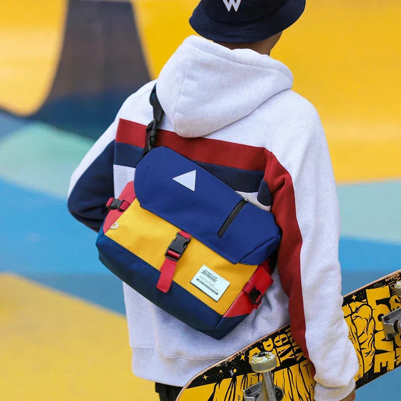 Luke vandafvisende messenger skuldertaske med klassisk design til arbejde og rejser