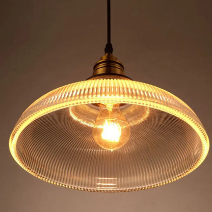 LumiAura Skandinavisk Pendellampe i Glas med Vintage Design