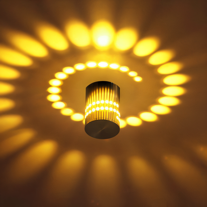 LuminBlast LED Spiral Væglampe med Farverigt Lys til Moderne Indendørs Belysning