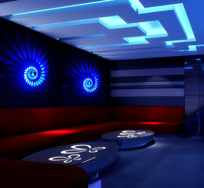 LuminBlast LED Spiral Væglampe med Farverigt Lys til Moderne Indendørs Belysning