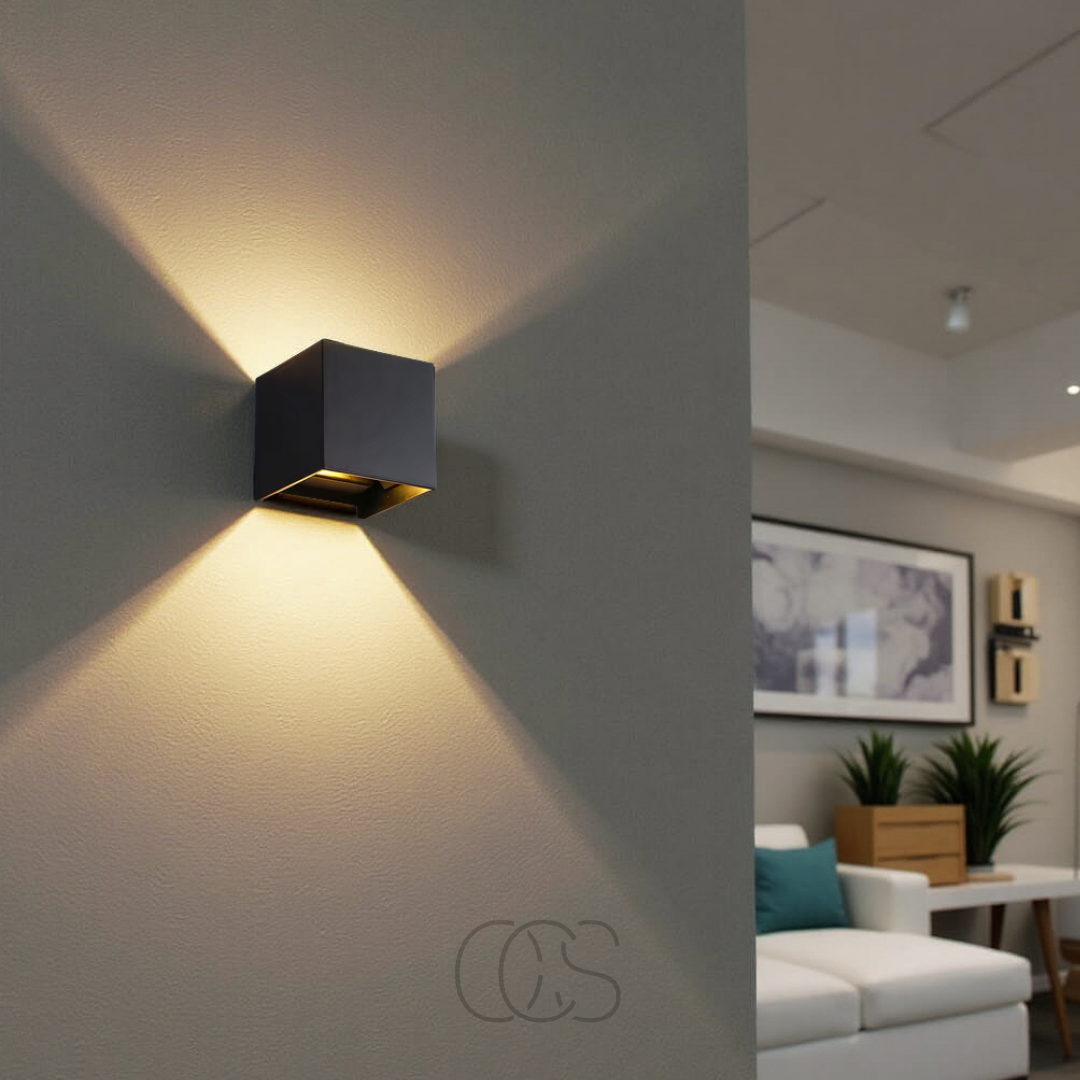 Luxe Væglampe med Bevægelsessensor og Varmt 2700K LED-Lys