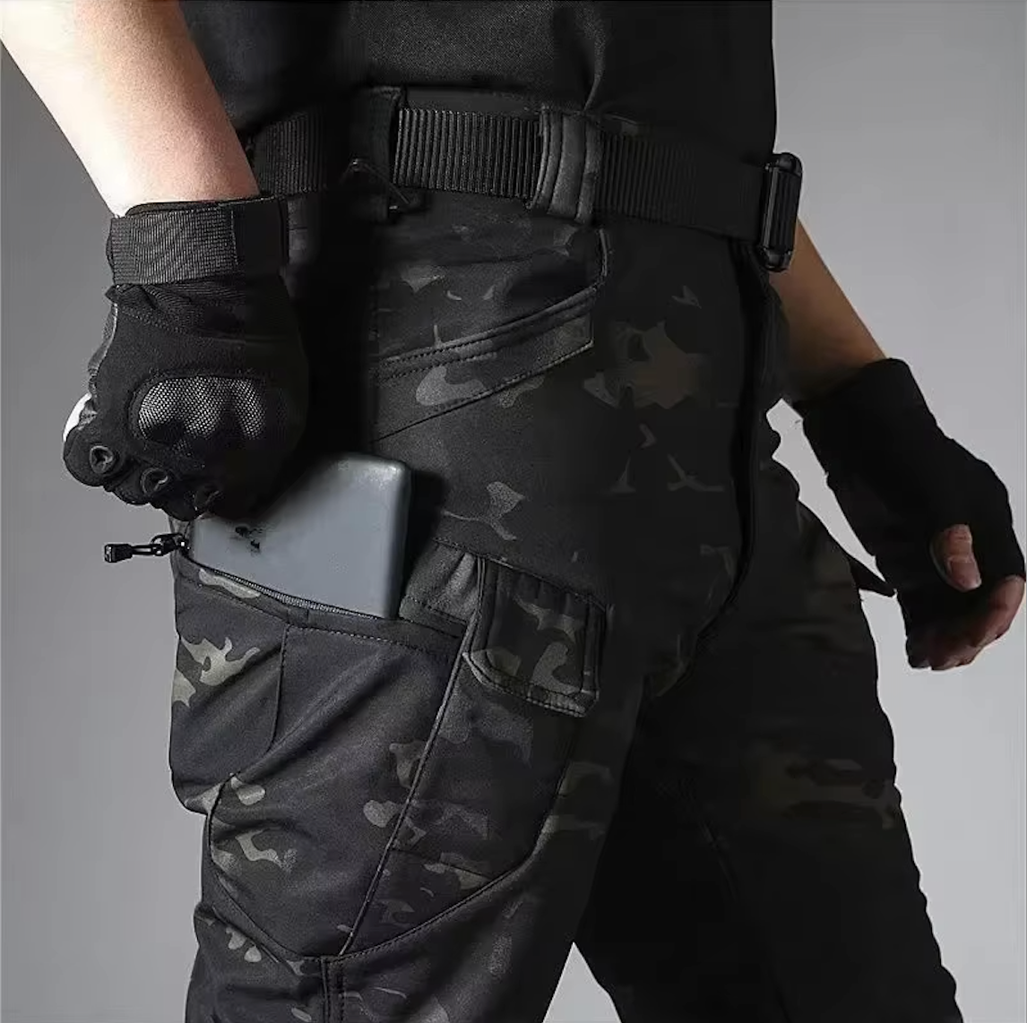 MaxShield™ Vandtæt Outdoor Sæt – Fleece & Mange Lommer