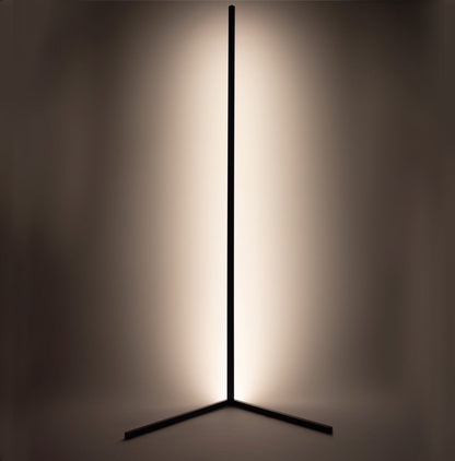 Moderne Hjørnegulvlampe med LED og Pladsbesparende Stemningsbelysning