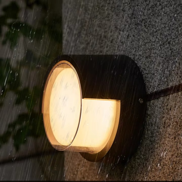 Moderne Udendørs LED Væglampe med Bevægelsessensor IP65