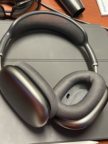 Trådløse Støjreducerende Hovedtelefoner med Komfortabelt Over-Ear Design