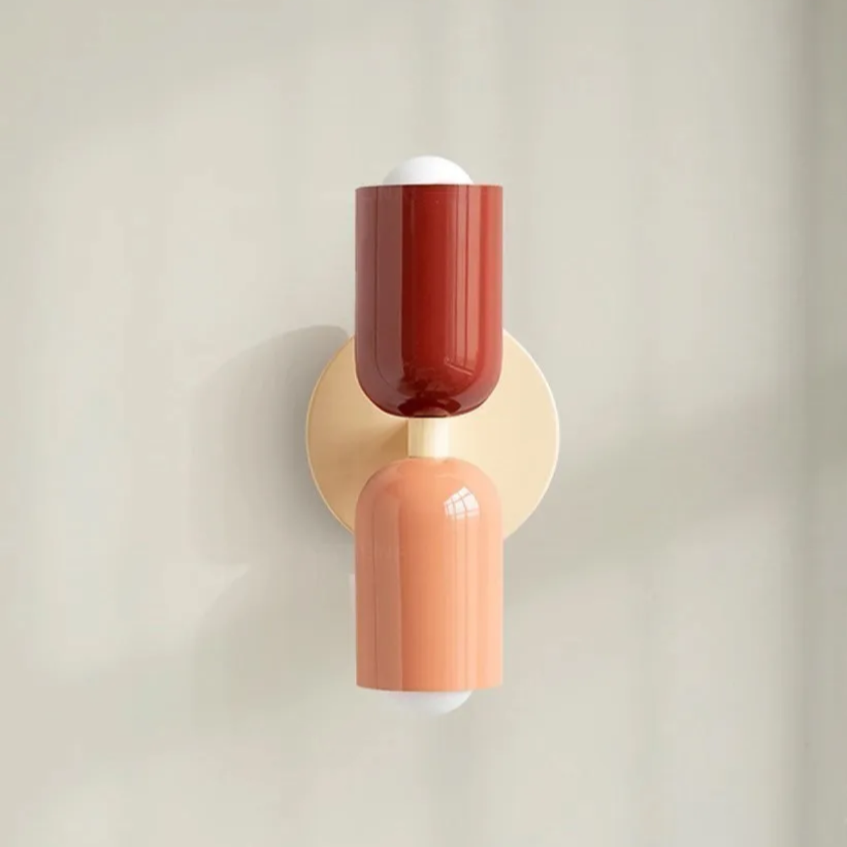 NordicGlow Minimalistisk LED Væglampe i Skandinavisk Design