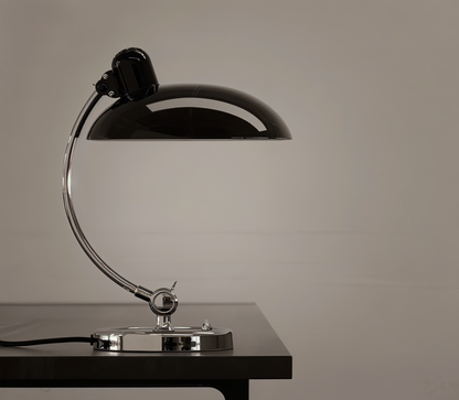 NostaChic Vintage Bordlampe i Jern med Justerbar Arm til Skrivebord og Læsning