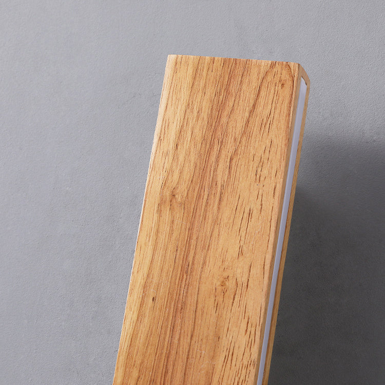 OakBeam LED-væglampe i massivt træ med minimalistisk design