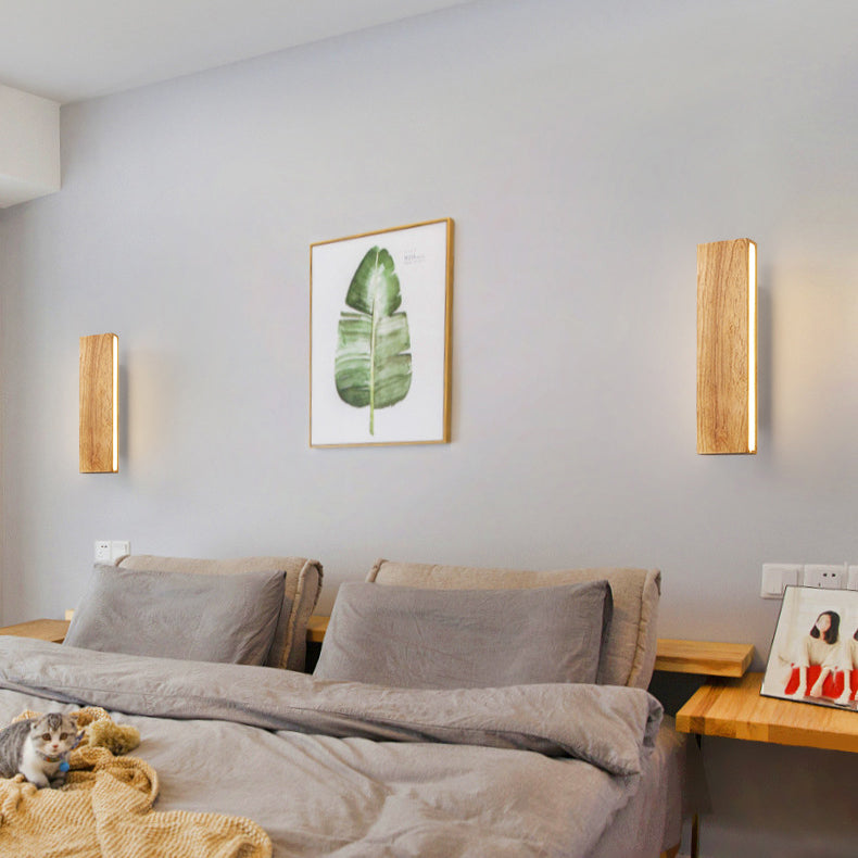 OakBeam LED-væglampe i massivt træ med minimalistisk design