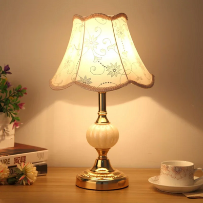 Quixy Vintage Bordlampe i Skandinavisk Design til Hyggelig Belysning