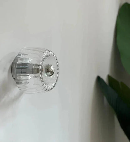 Skandinavisk Bauhaus Væglampe med Glasskærm i Minimalistisk Design