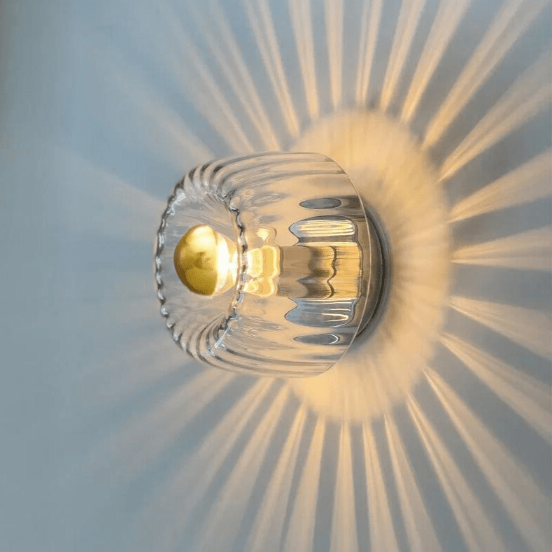 Skandinavisk Bauhaus Væglampe med Glasskærm i Minimalistisk Design
