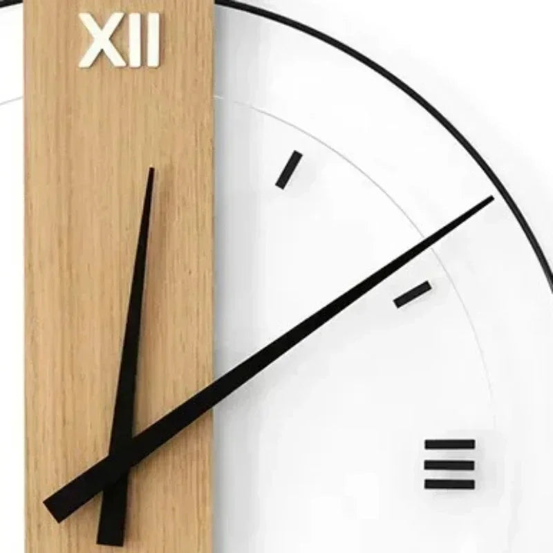 SilentOak minimalistisk vægur i træ med lydløst moderne design