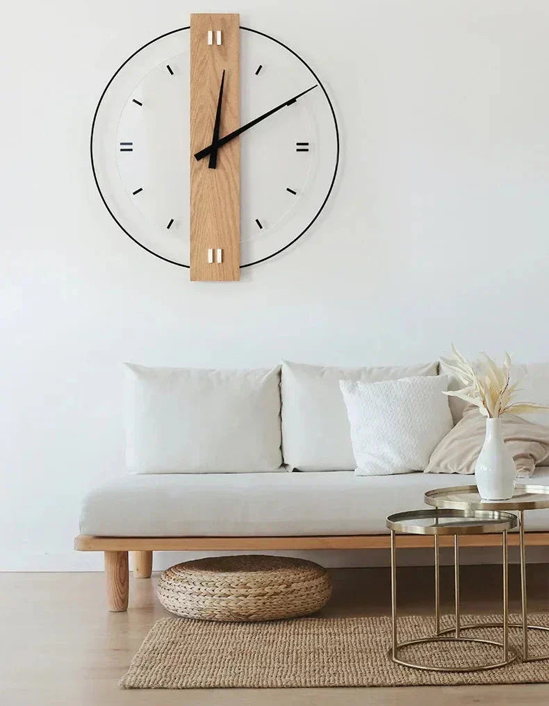 SilentOak minimalistisk vægur i træ med lydløst moderne design