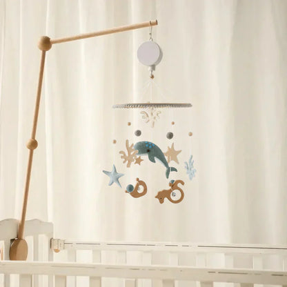 SkyWhirl Træuro til Baby med Roligt Design til Vuggestue og Tremmeseng