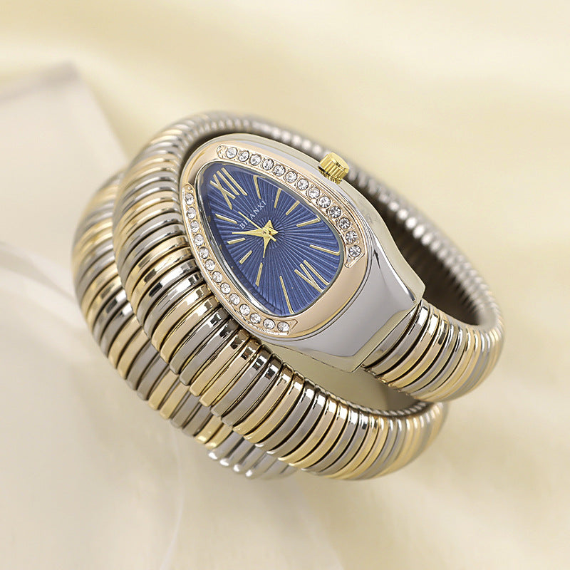 Slangeinspireret Quartzur med Armbånd i Rustfrit Stål og Oval Urskive