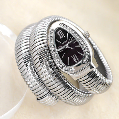 Slangeinspireret Quartzur med Armbånd i Rustfrit Stål og Oval Urskive