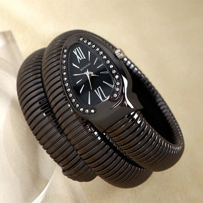 Slangeinspireret Quartzur med Armbånd i Rustfrit Stål og Oval Urskive