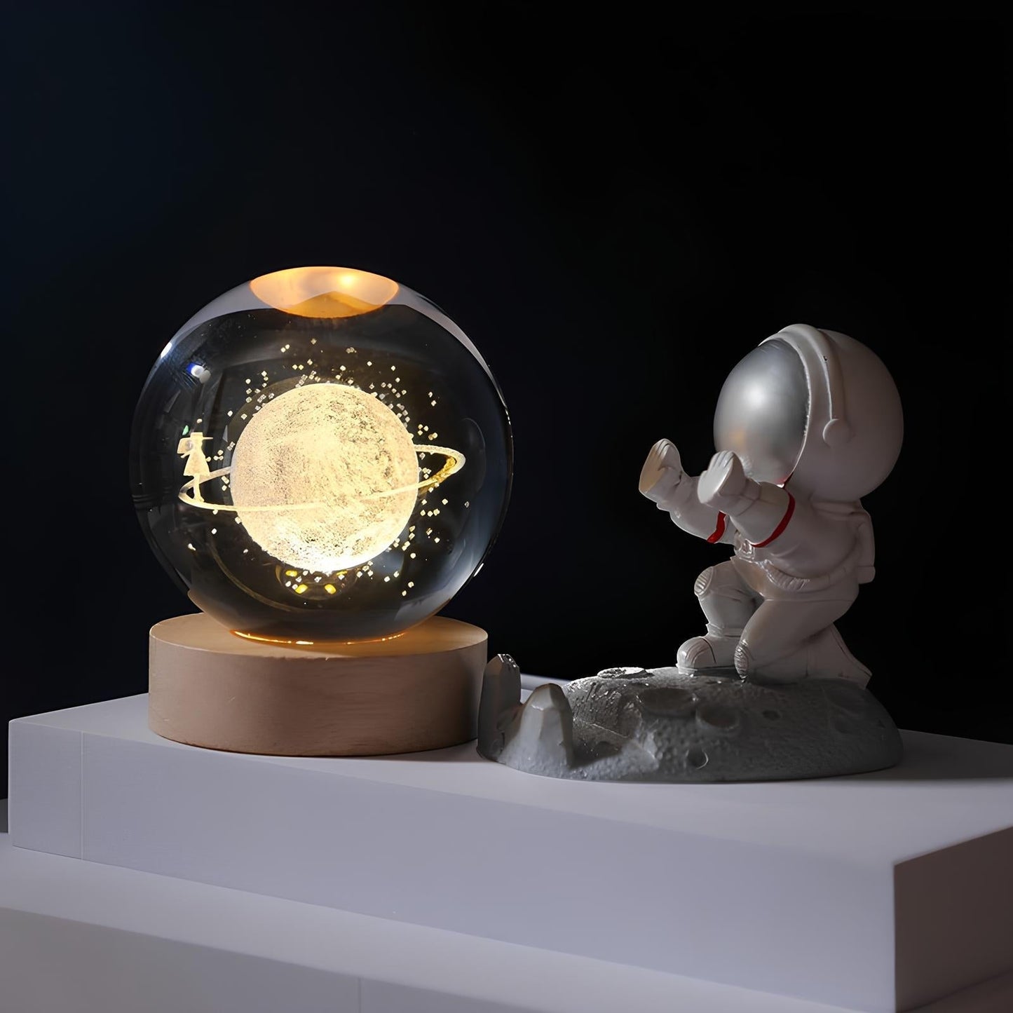 SolarSphere Krystalmodel af Solsystemet med LED-Lys, Dekoration og Læring
