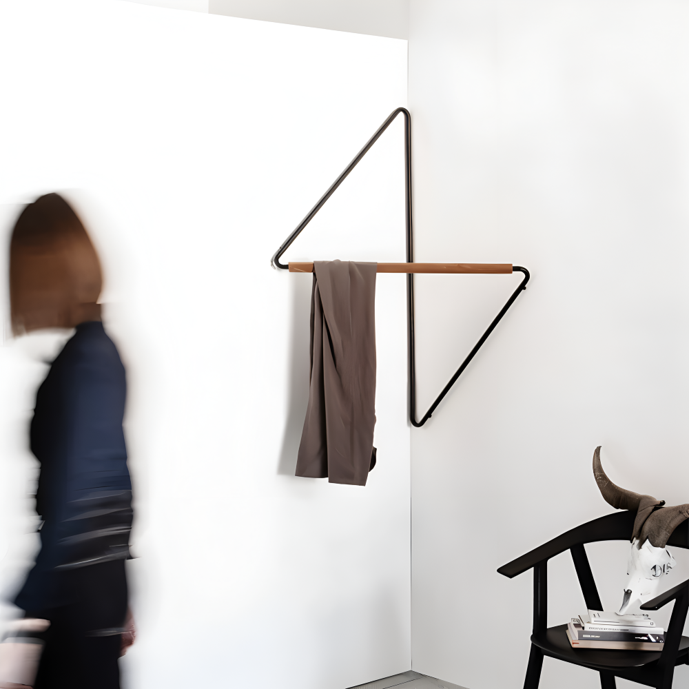Triad Geometrisk Tøjstativ med Multifunktionel Opbevaring