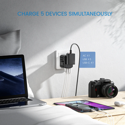 Ultimate Rejseadapter med USB-porte og Universelle Stik