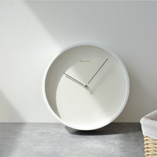 Veyra Minimalistisk Skandinavisk Vægur – Moderne Nordisk Design