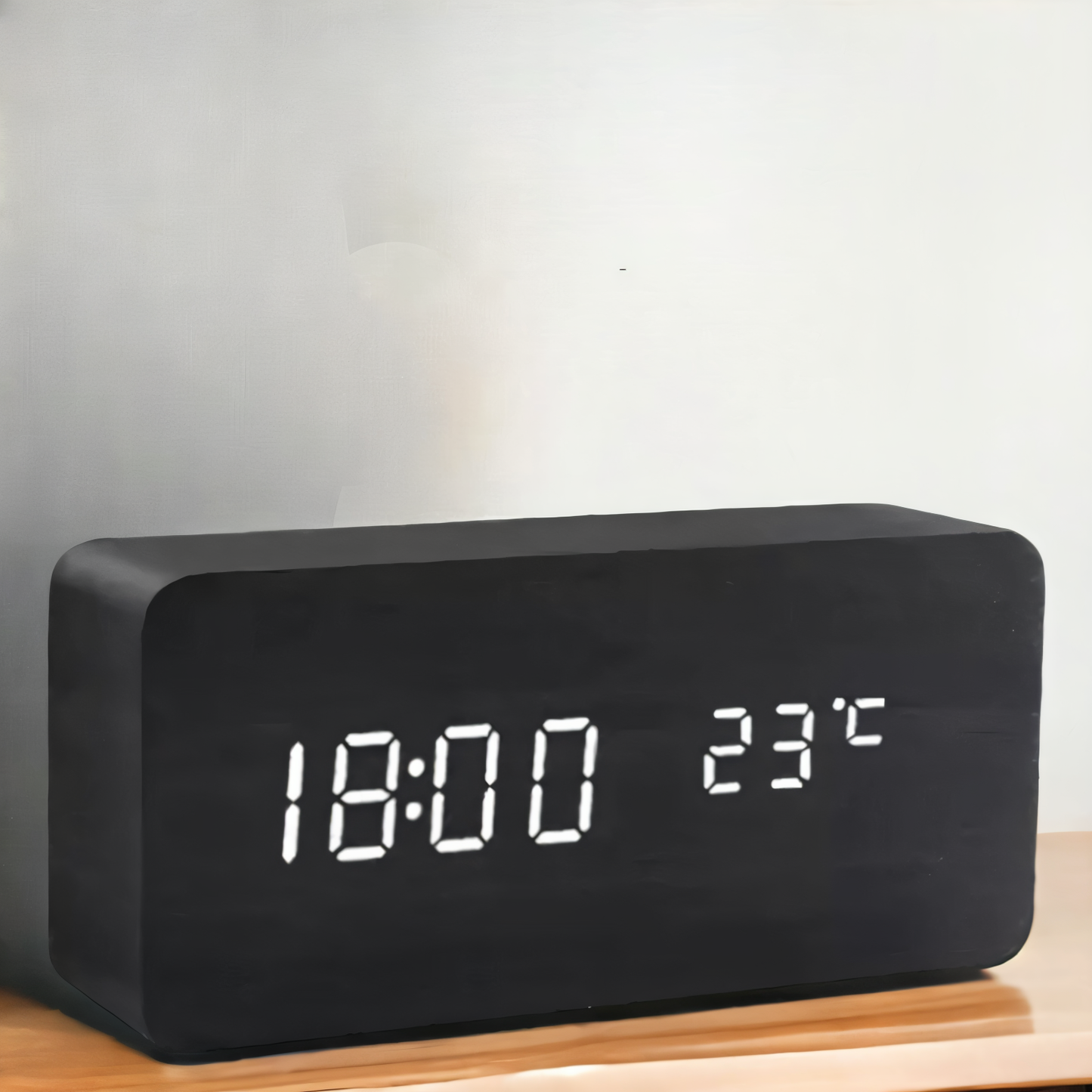WakeyCue Træ LED Vækkeur med Temperatur- og Luftfugtighedsdisplay