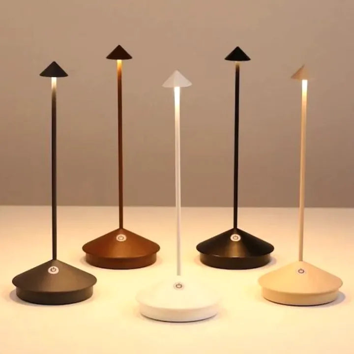 RadiantGlow Trådløs LED Bordlampe med Genopladeligt Batteri