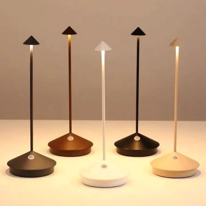 RadiantGlow Trådløs LED Bordlampe med Genopladeligt Batteri