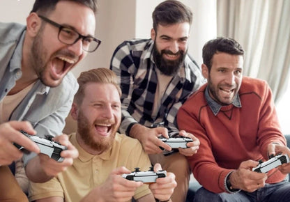 Trådløs retrospilkonsol med 4K HDMI og 2 trådløse controllere